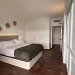Διαμέρισμα Bliss Apartment, Terrace, Pool & Μαρμπέλλα