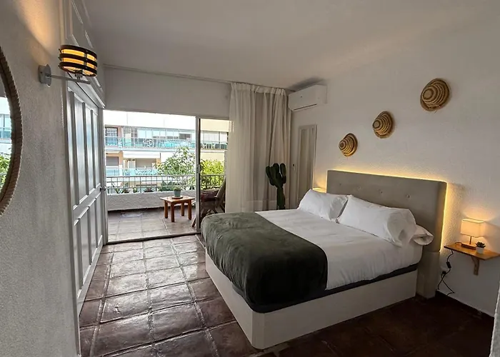 Bliss Apartment, Terrace, Pool & Apartamento *