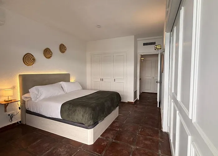 Lejlighed Bliss Apartment, Terrace, Pool & Marbella